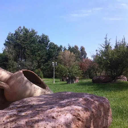 Agriturismo S'aranada Farm stay *